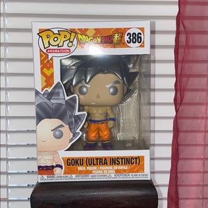 Funko Pop Goku Ultra Instinct #386